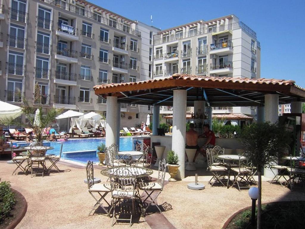 Gt Down Park Apartments Sunny Beach Buitenkant foto